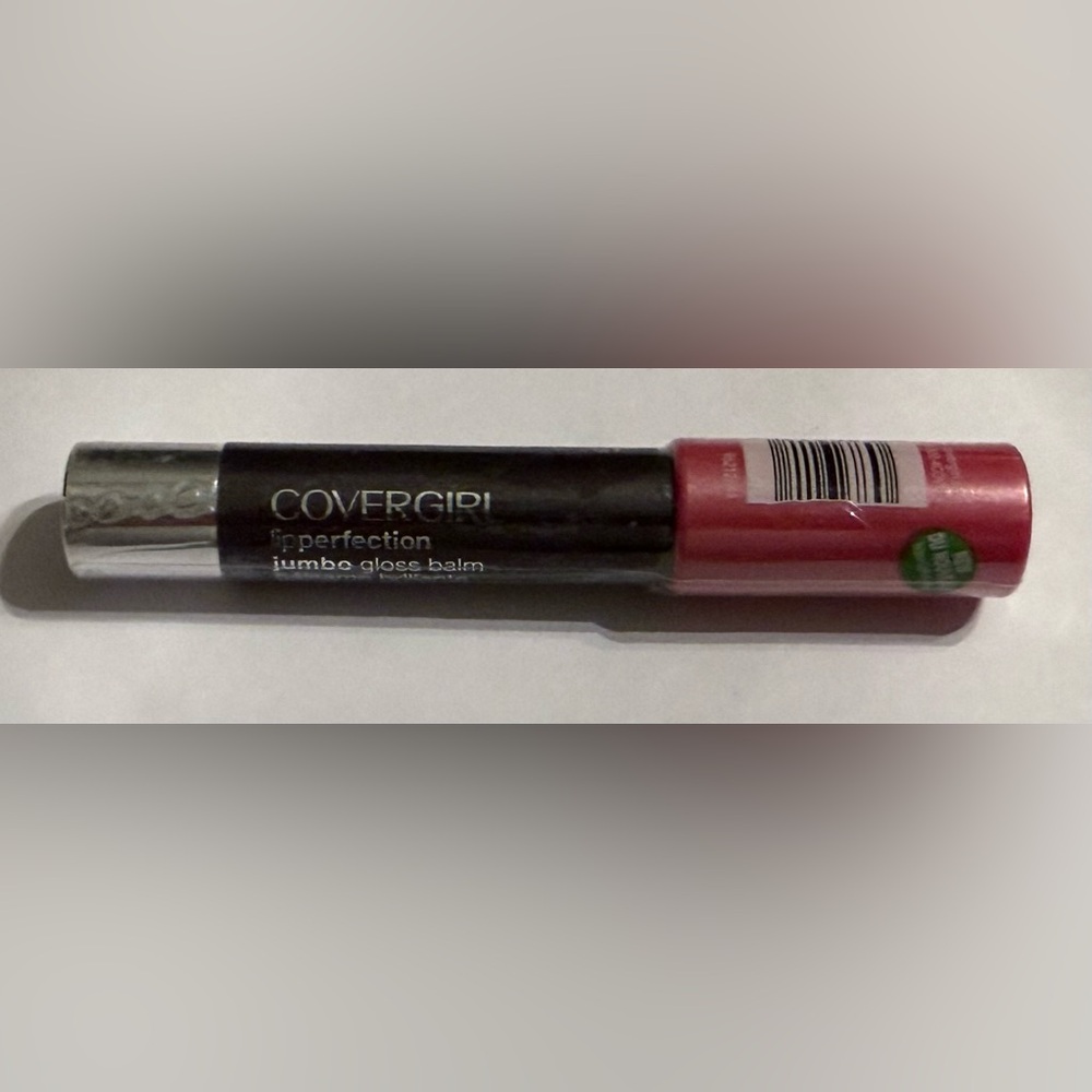 Covergirl Lip Perfection Jumbo Gloss Balm in the shade Cupcake Twist 216
